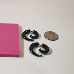 Black Faux Gauged Spiral Taper Earrings